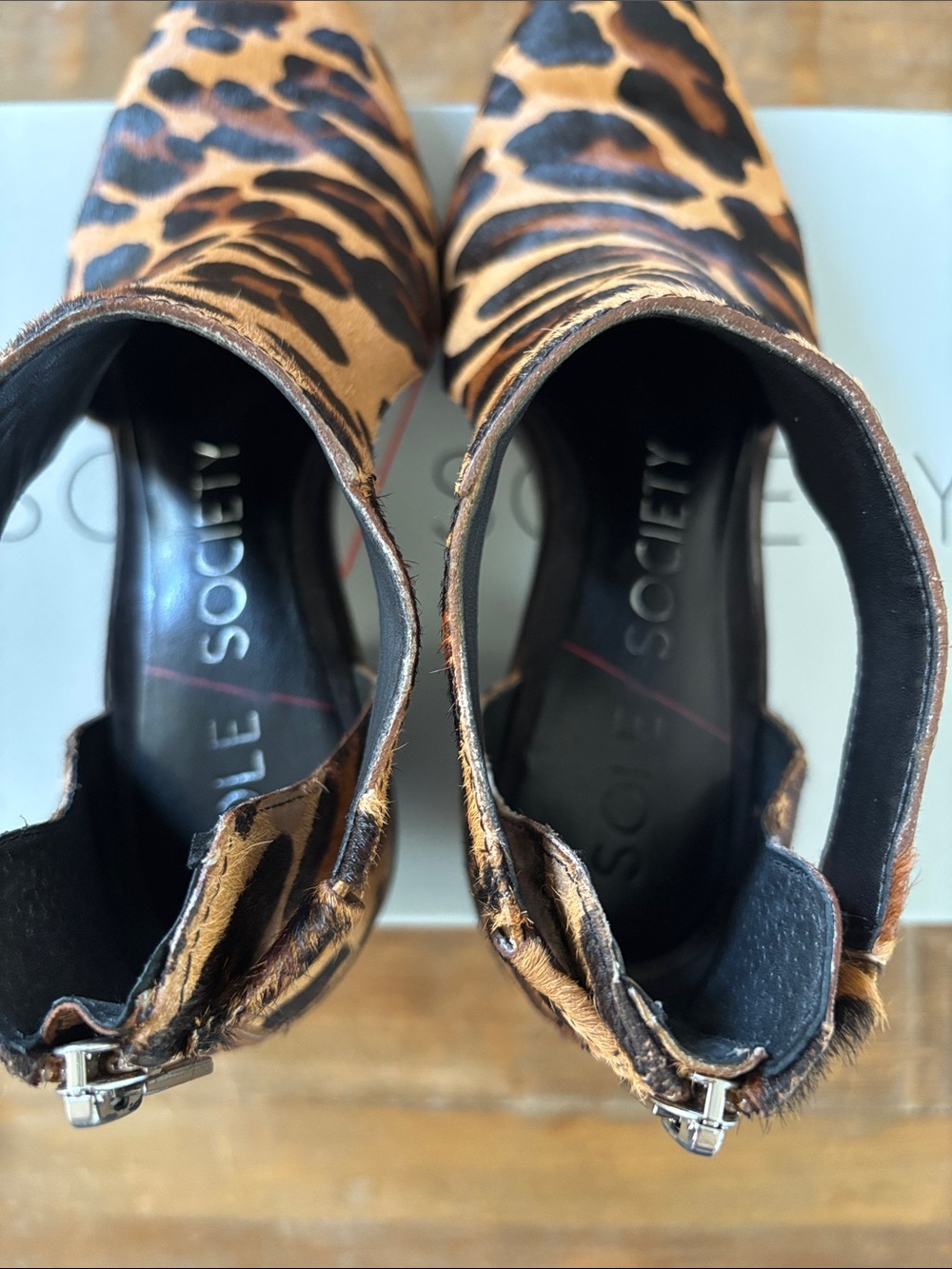 Sole Society Lanette Big Leopard Print Ankle Booties Boots 7.5 LIKE NEW - Picture 4 of 8